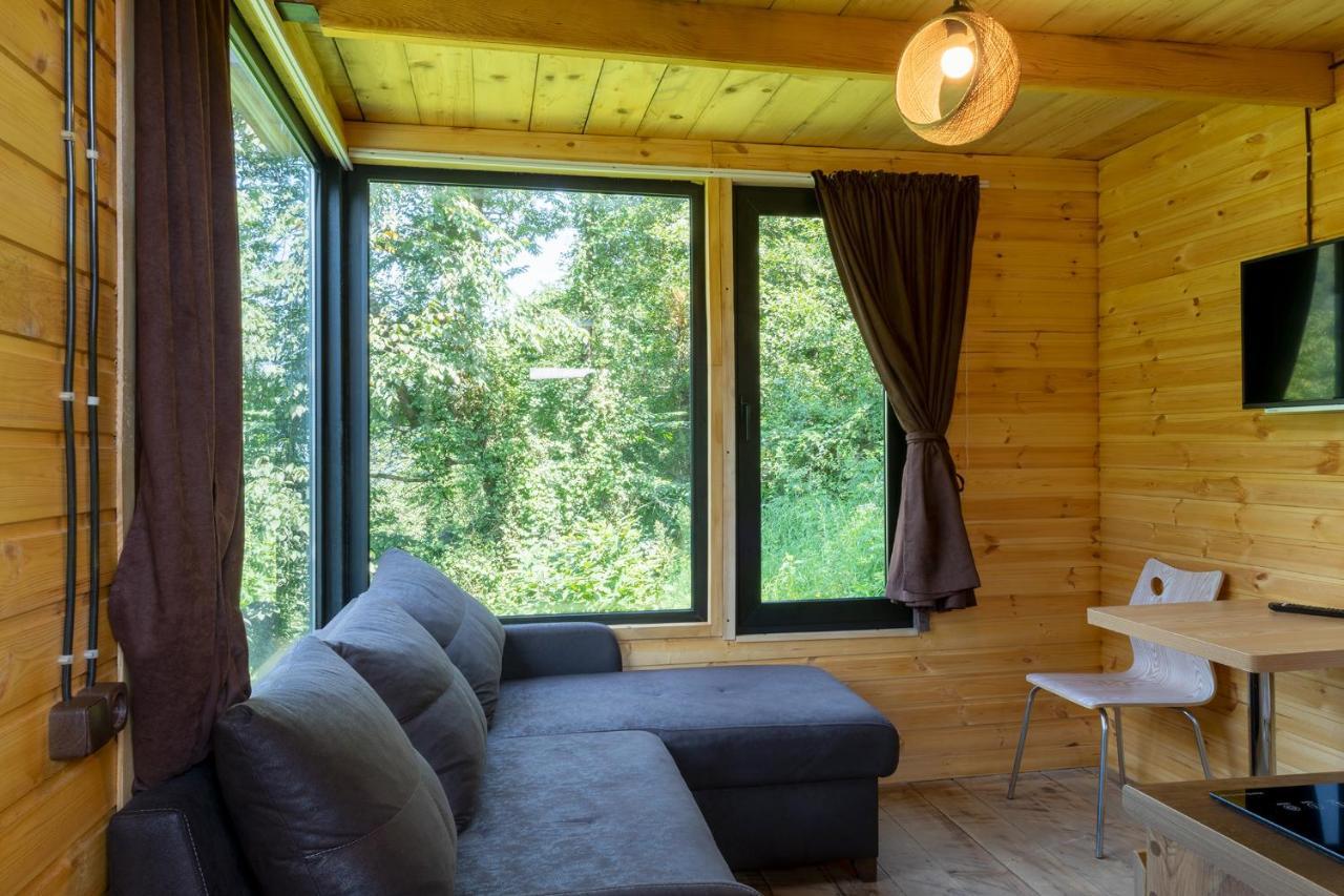 Woodpecker Ვუდფექერი Villa Batumi Exterior foto