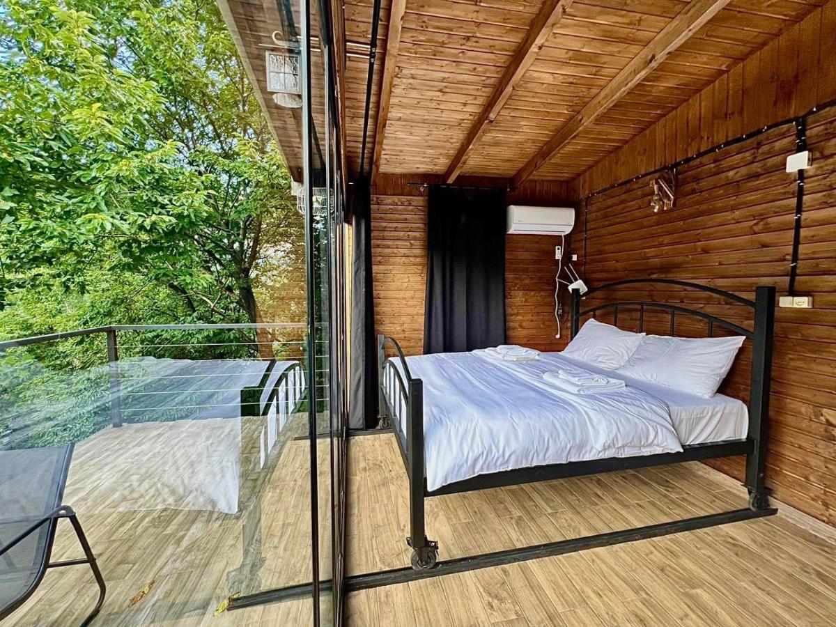 Woodpecker Ვუდფექერი Villa Batumi Exterior foto